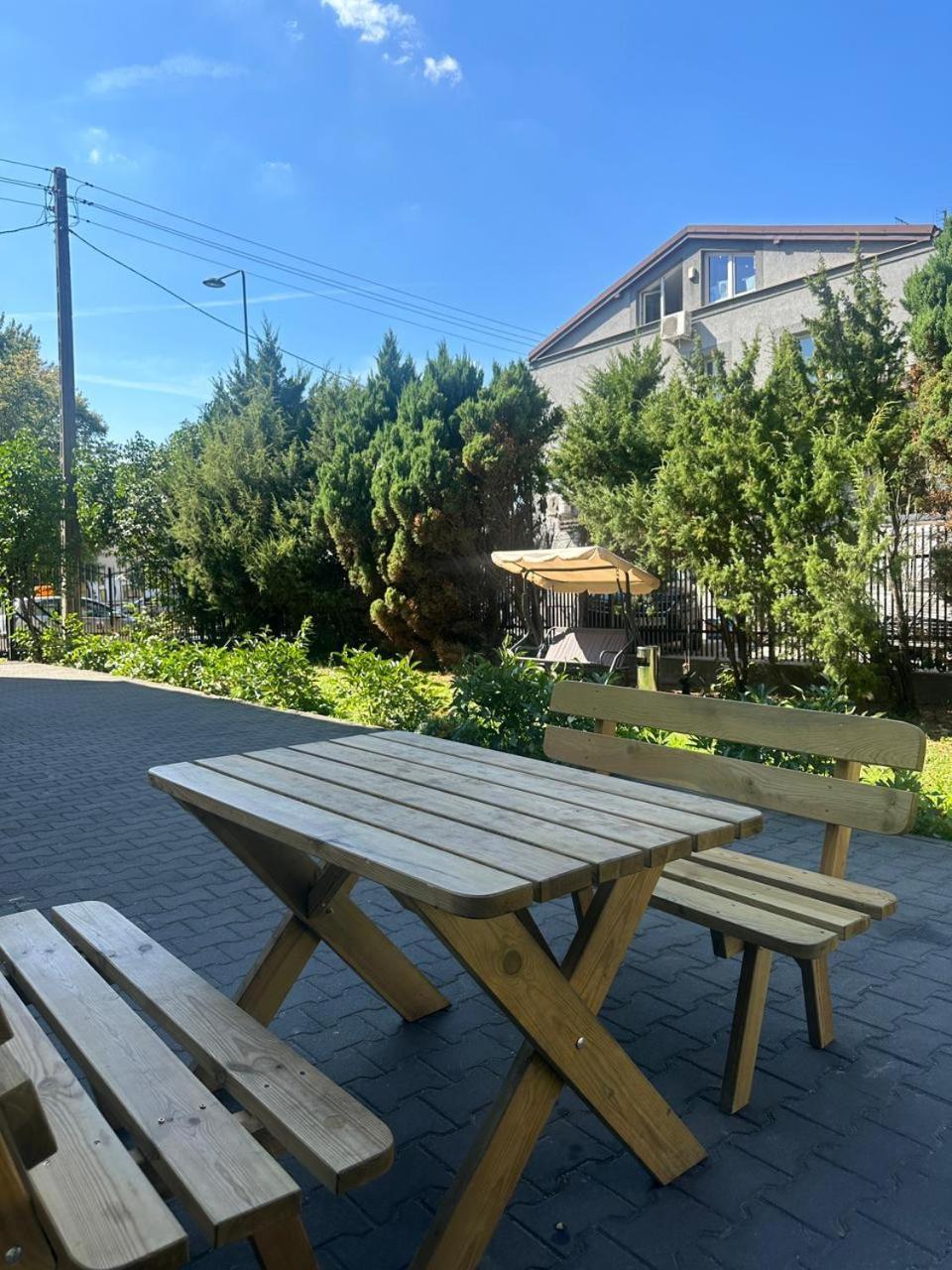 Hostel Harmonia Varsó Kültér fotó