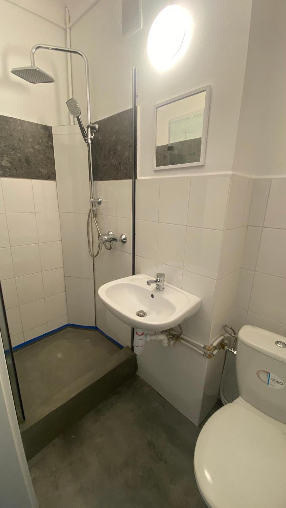 Hostel Harmonia Varsó Kültér fotó