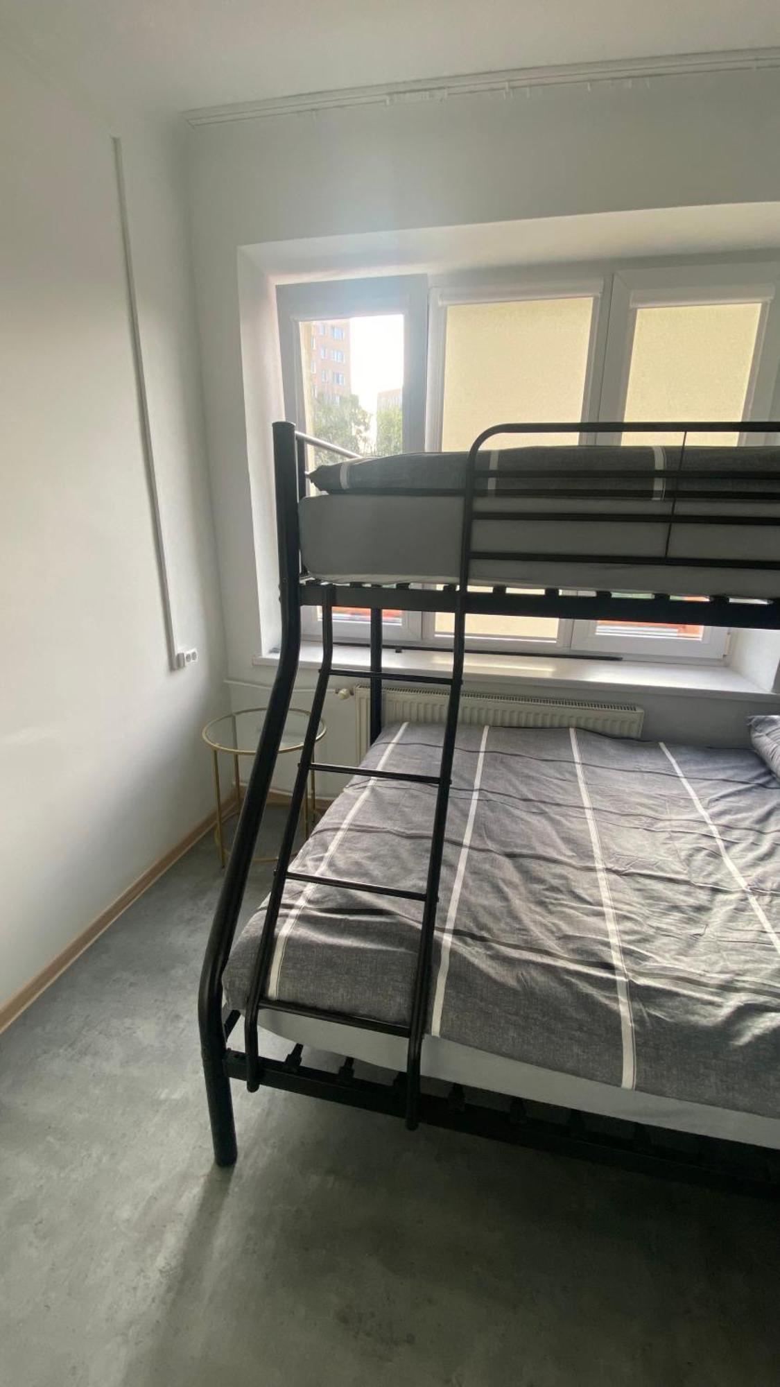Hostel Harmonia Varsó Kültér fotó