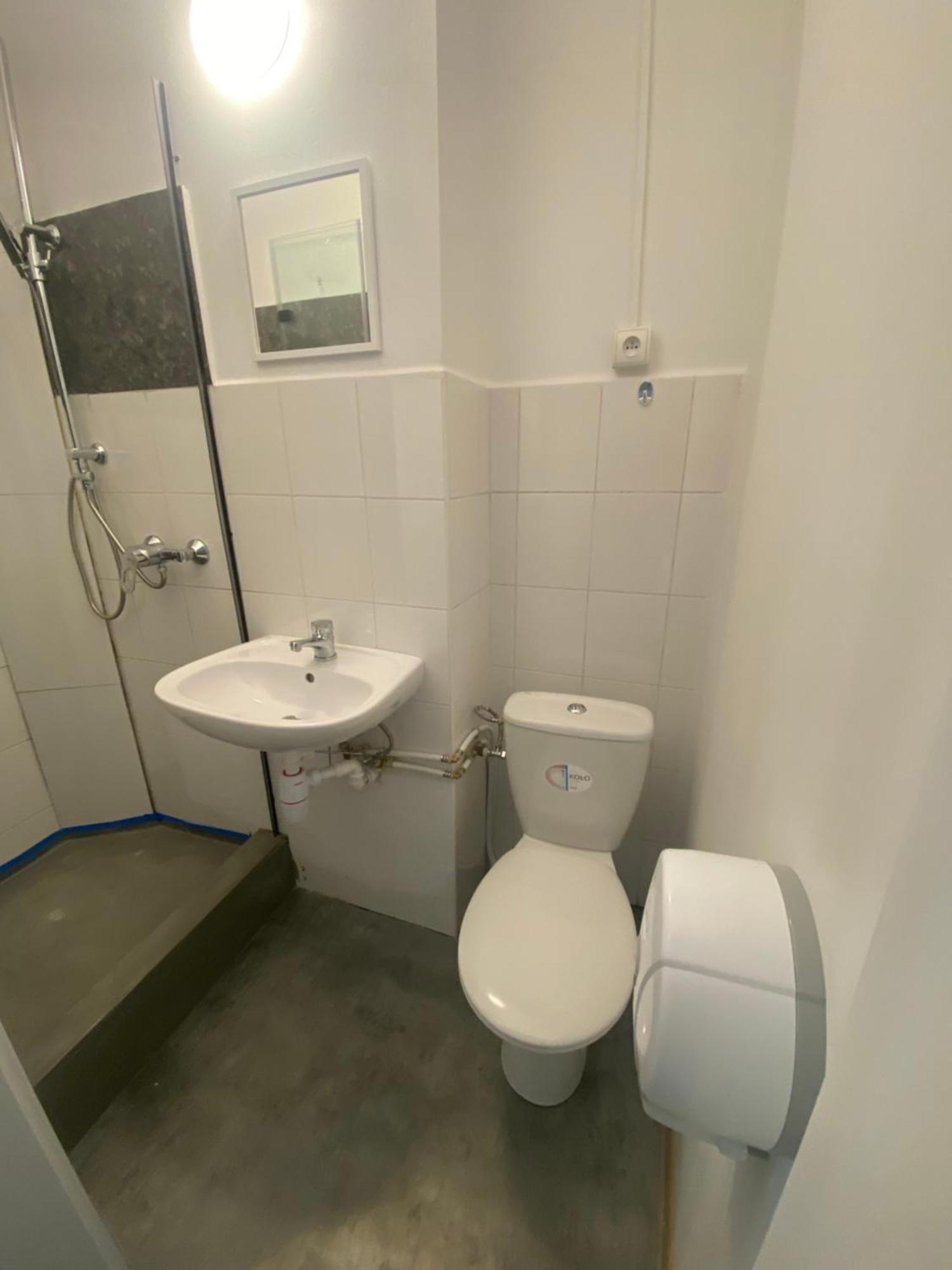 Hostel Harmonia Varsó Kültér fotó