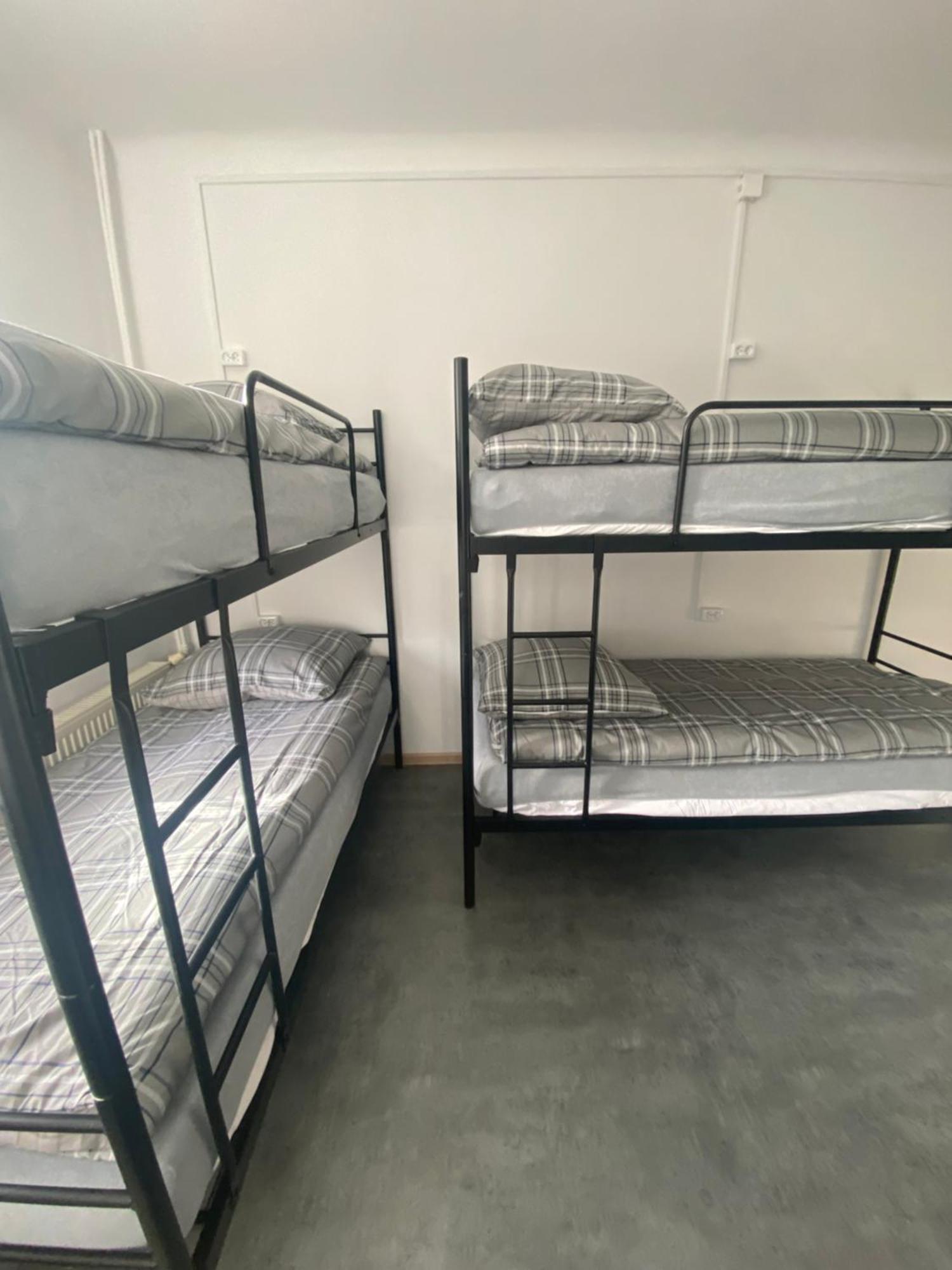 Hostel Harmonia Varsó Kültér fotó